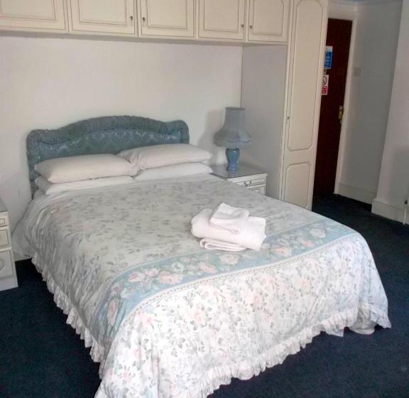 بنسيون Tanamara Guest House