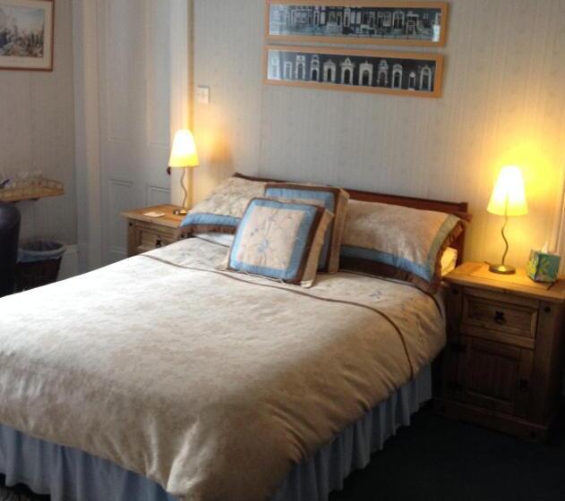 پانسیون Tanglin Guest House