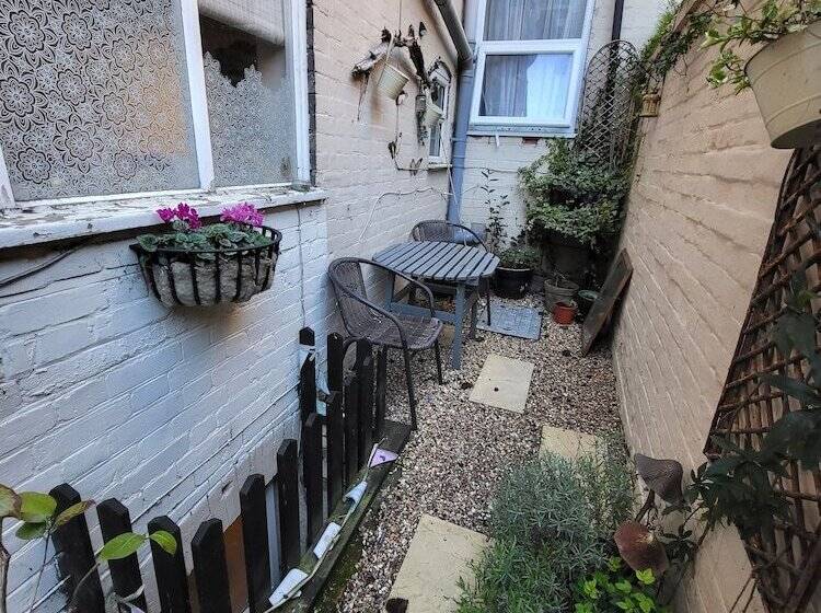 Пансион The Collingwood