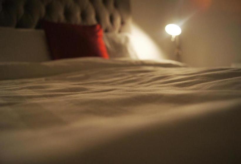 펜션 The Residence London City