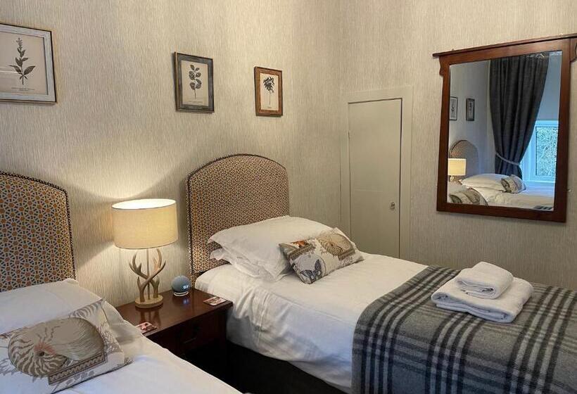 بنسيون The Shore House