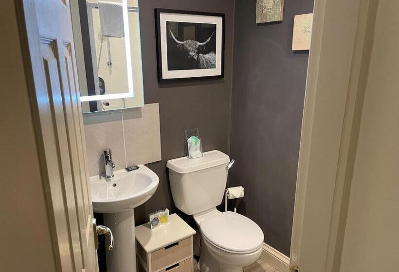 بنسيون The Shore House