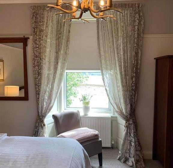 بنسيون The Shore House