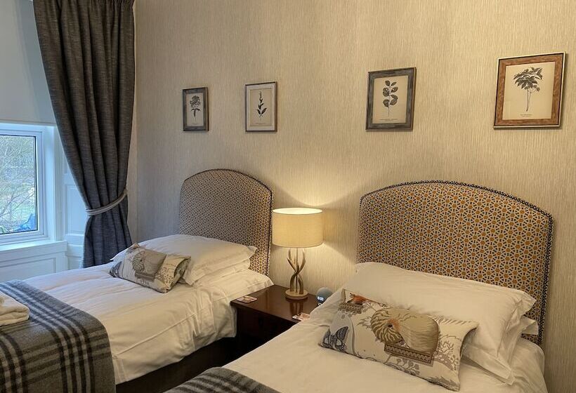 بنسيون The Shore House