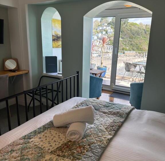 Пансион The Watermark