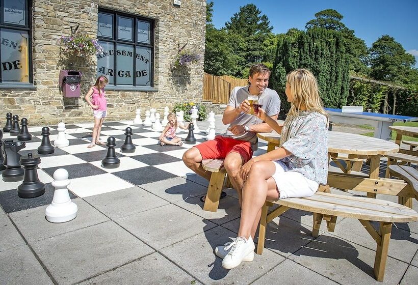 リゾートホテル Trelawne Manor Holiday Park