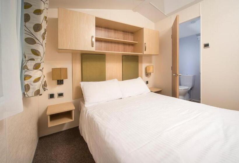 리조트 Trelawne Manor Holiday Park