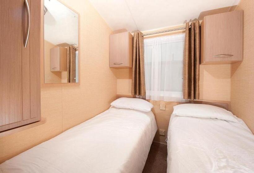 リゾートホテル Trelawne Manor Holiday Park