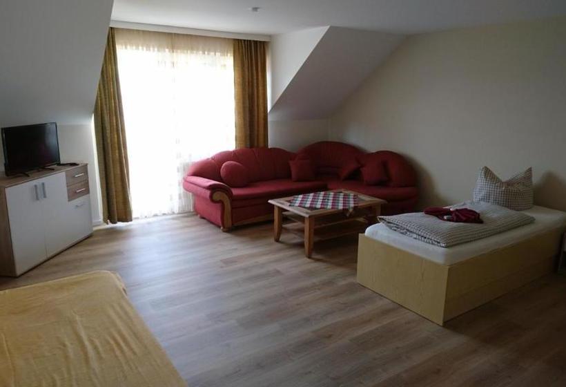 هاستل Gasthaus Zur Hecke