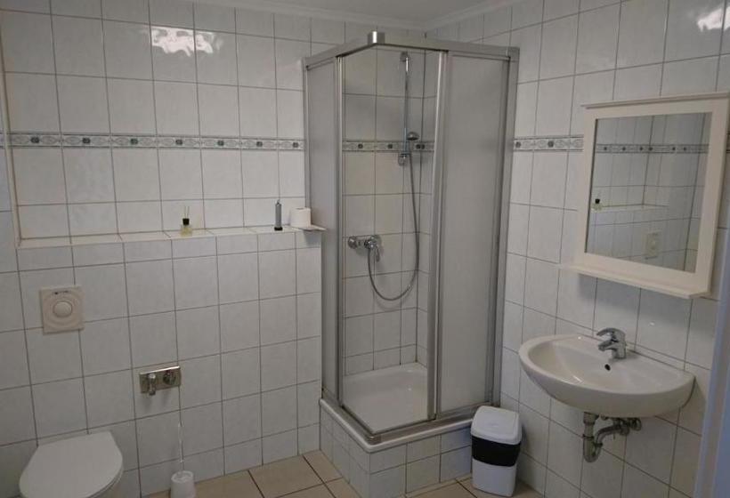 هاستل Gasthaus Zur Hecke