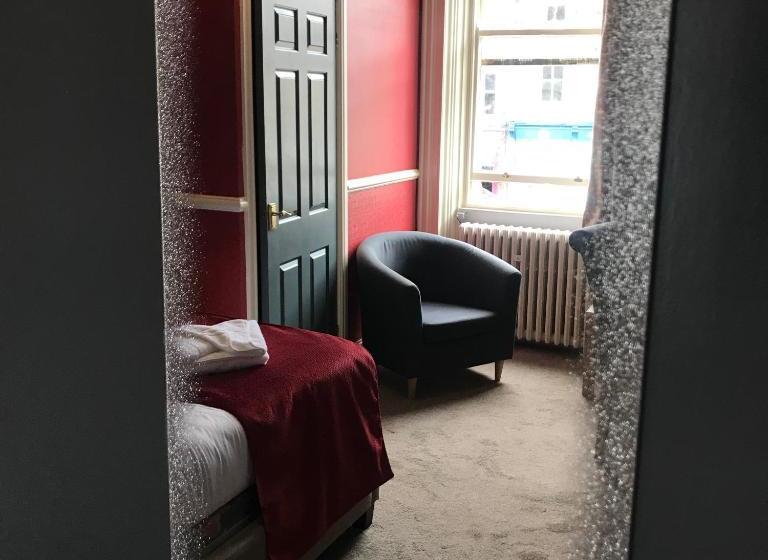 Общежитие Newcastle House Rothbury