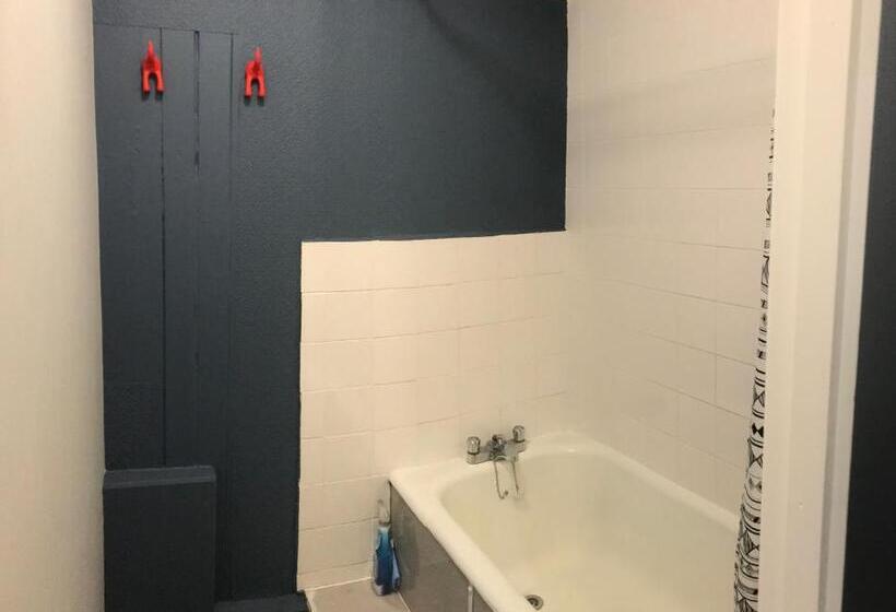 Общежитие Newcastle House Rothbury