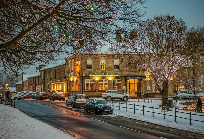 Общежитие Newcastle House Rothbury