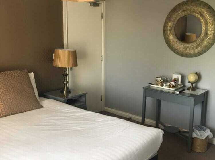 旅馆 The Anchor Inn