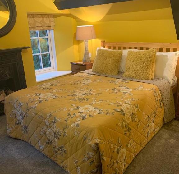 فندق صغير The Bell At Old Sodbury