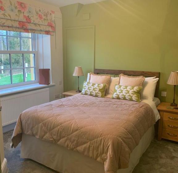 فندق صغير The Bell At Old Sodbury