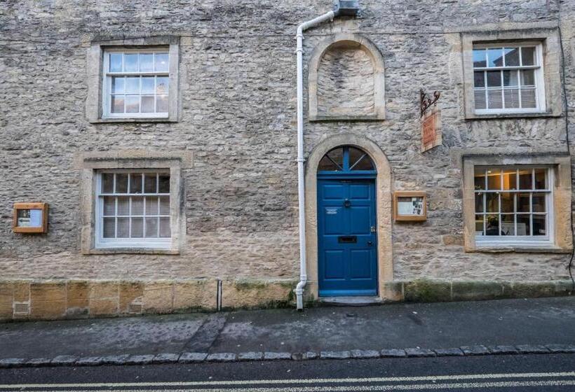 호스텔 The Bell & Stuart House