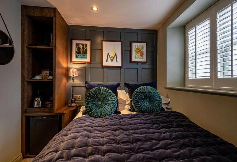 호스텔 The Bell & Stuart House