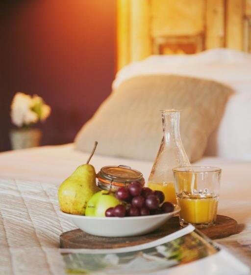 Общежитие The Bunk Inn