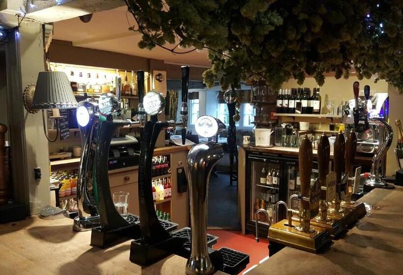 ユースホステル The Cavendish Arms