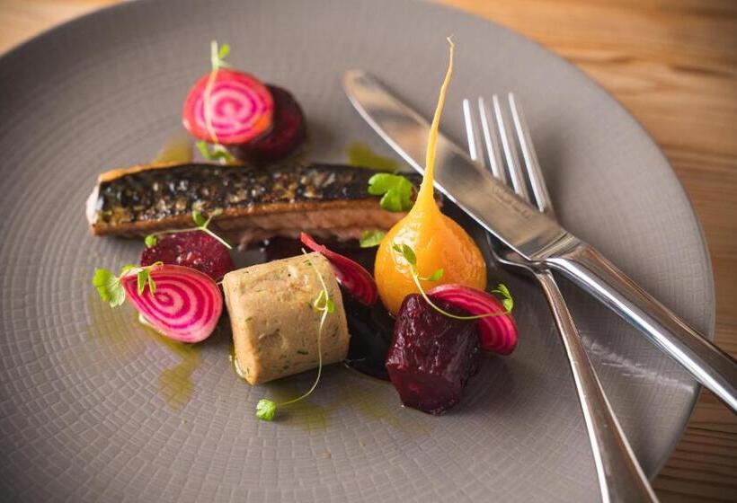 旅馆 The Horse And Groom Inn