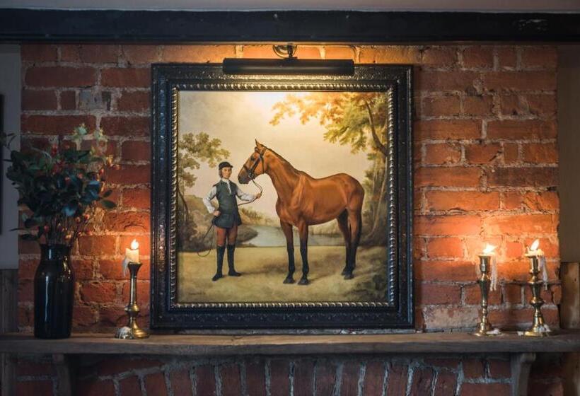 旅馆 The Horse And Groom Inn