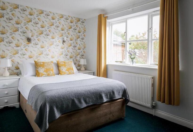 هاستل The Kings Arms Otterton