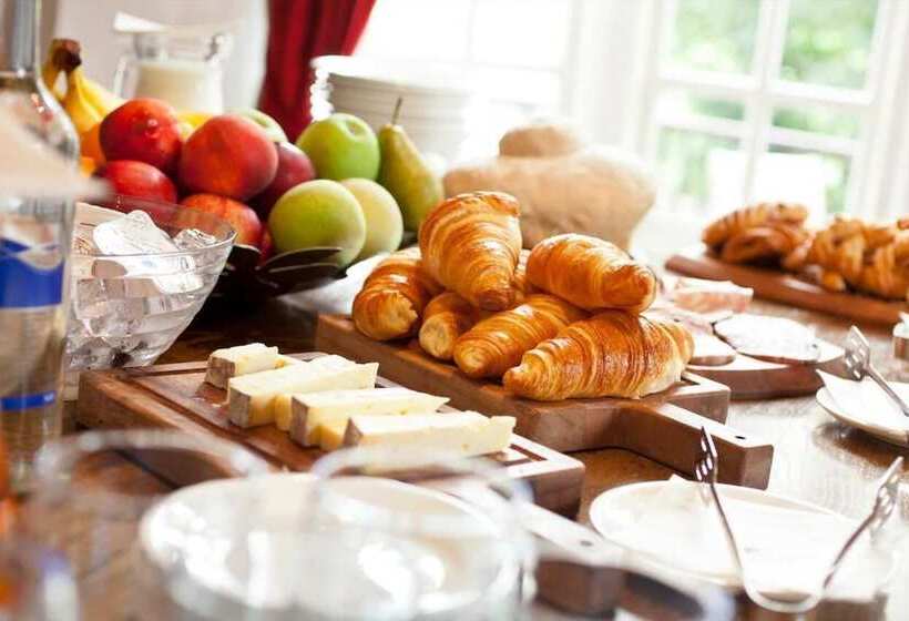 ユースホステル The Newbridge On Usk