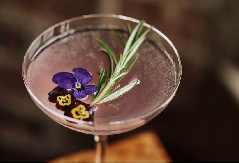 ユースホステル The Newbridge On Usk