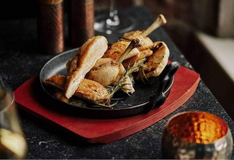 ユースホステル The Newbridge On Usk