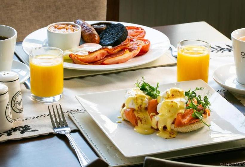 Общежитие The Old Hall Inn