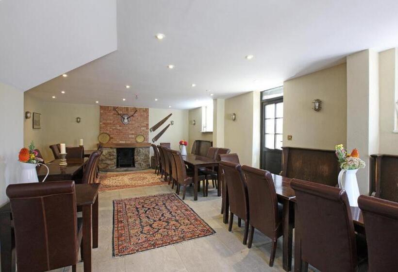 旅馆 The Plough Inn