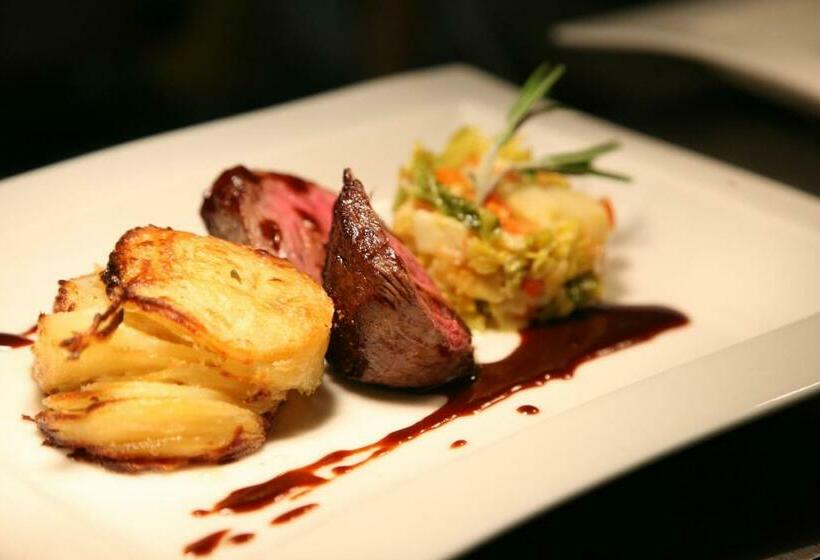 Общежитие The Rock Inn