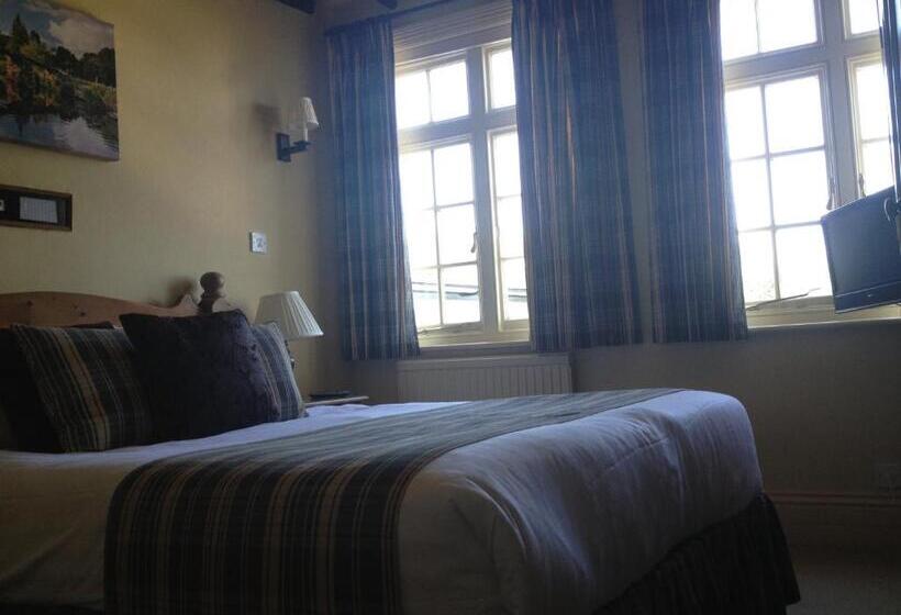 Общежитие The Rock Inn