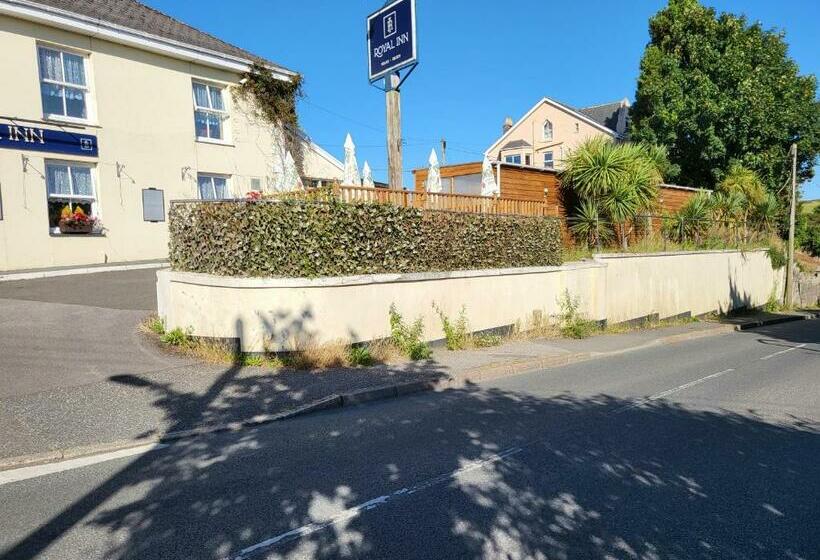 Общежитие The Royal Inn