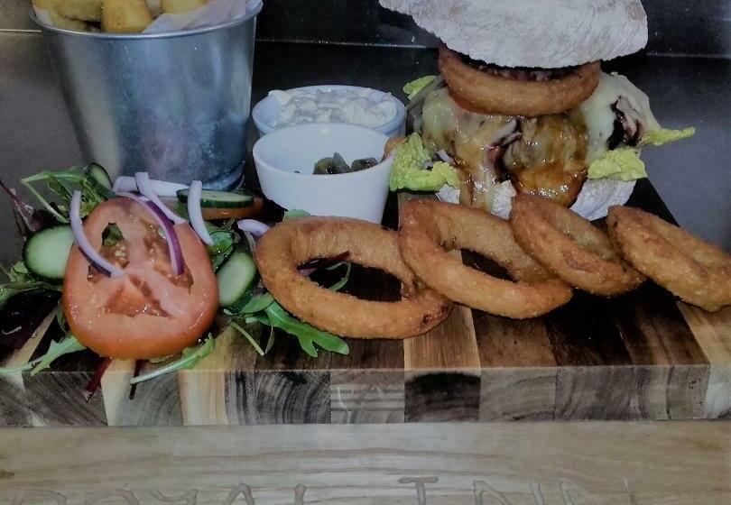 Общежитие The Royal Inn