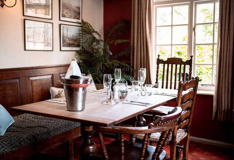 ユースホステル The Wellington Heifer