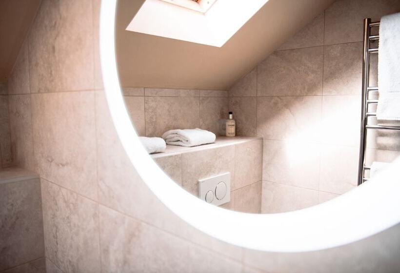 ユースホステル The Wellington Heifer