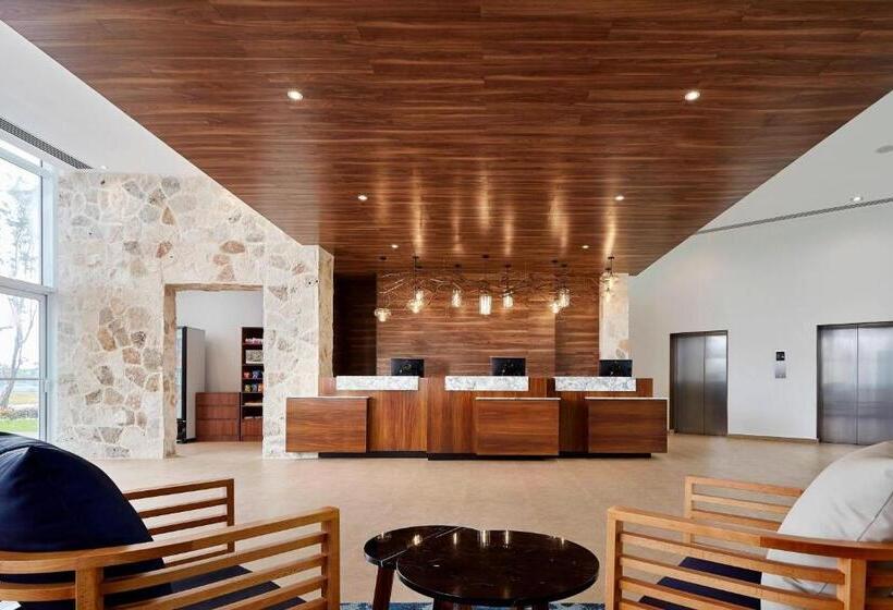 ホテル Fairfield Inn & Suites By Marriott Cancun Airport