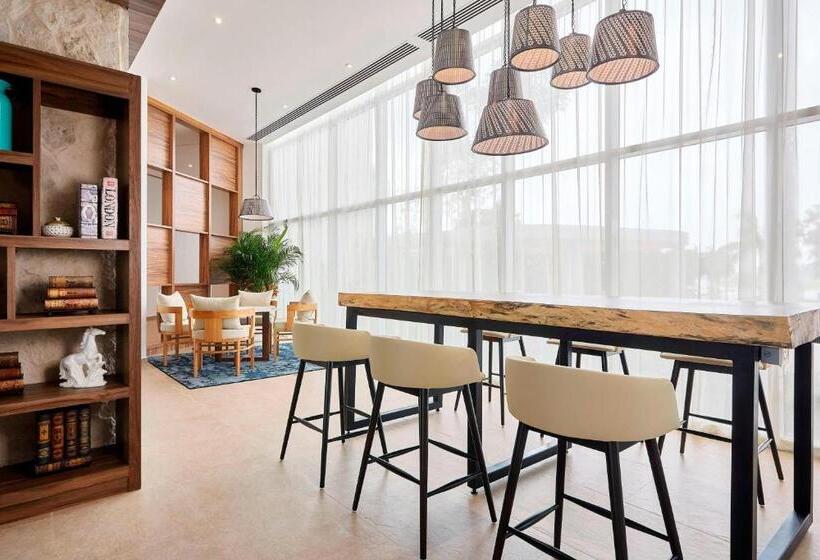 ホテル Fairfield Inn & Suites By Marriott Cancun Airport