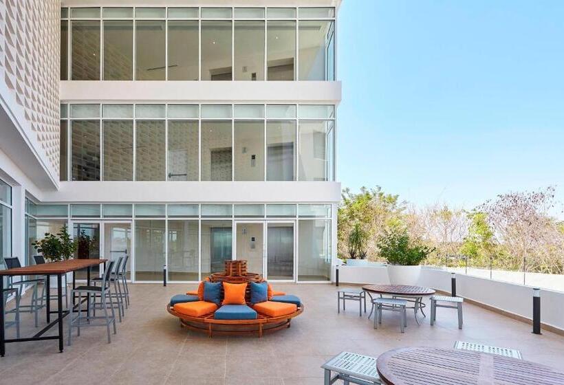 ホテル Fairfield Inn & Suites By Marriott Cancun Airport