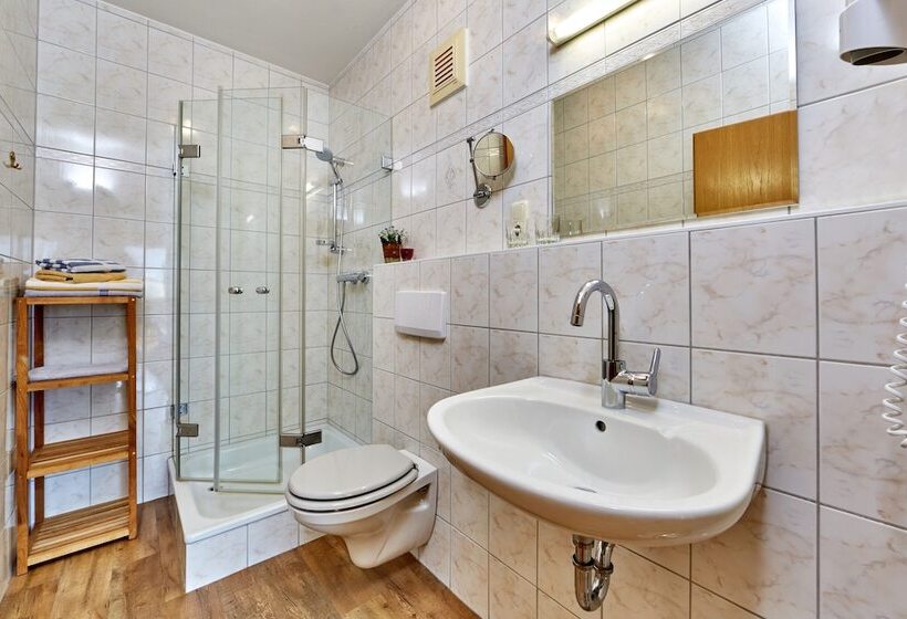 호텔 Gästehaus Bauernhof Buchwieser