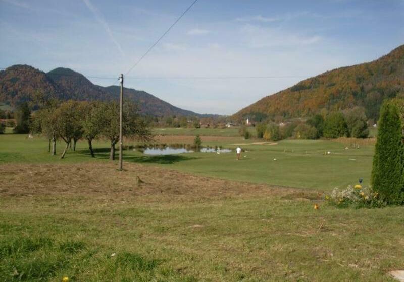 Отель Hutzenauerhof