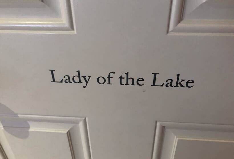 فندق The New White Lion