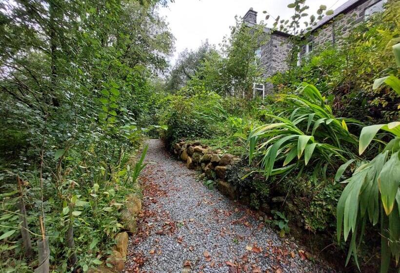 펜션 Afon Rhaiadr Country House