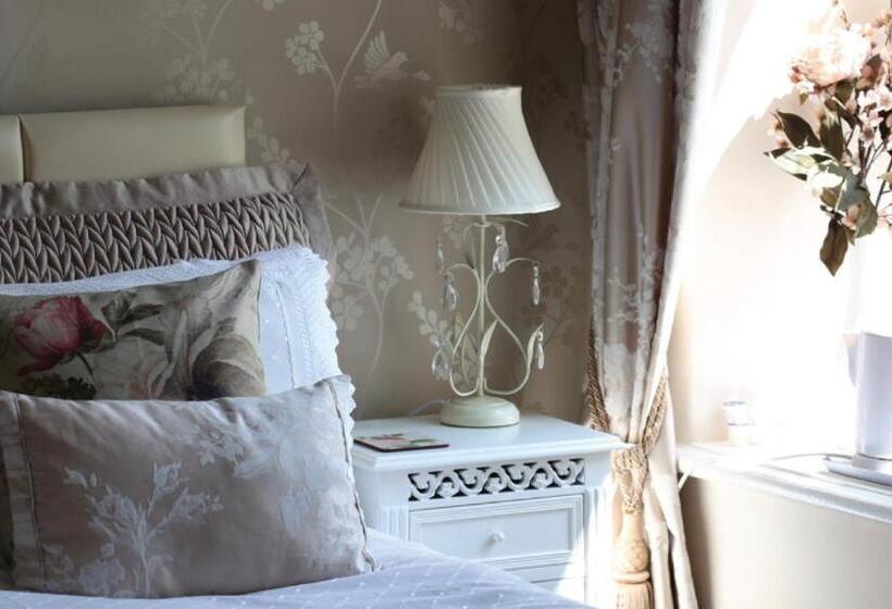 펜션 Afon Rhaiadr Country House