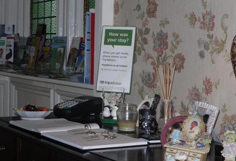 بنسيون Ardfern Guest House