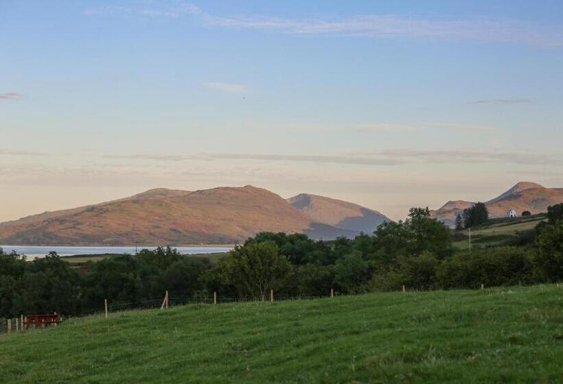 بنسيون Arle Lodge