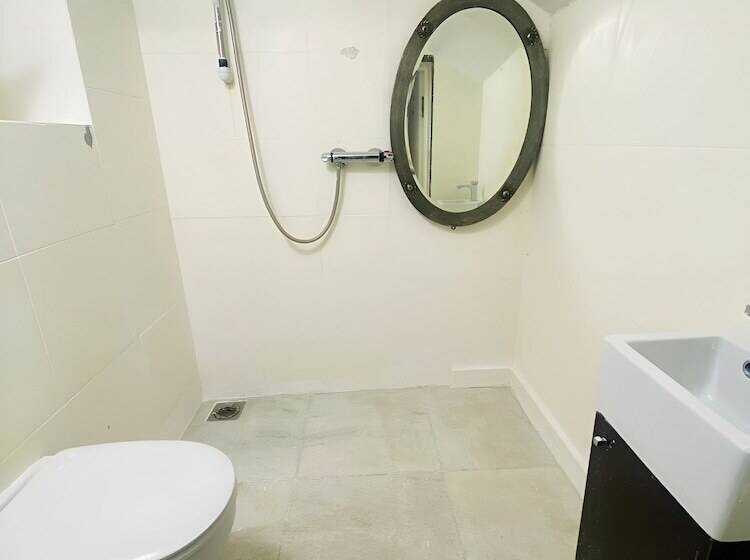 膳宿费 Aron Guest House