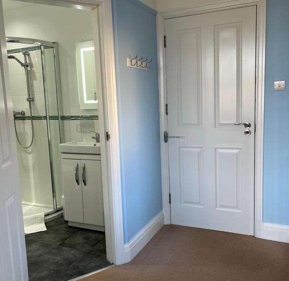 بنسيون Between The Bays Exclusively For Adults